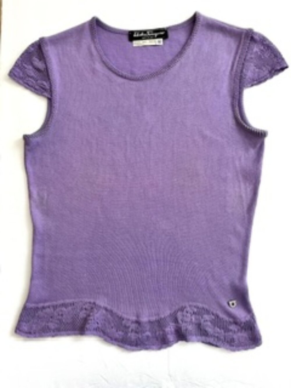 Salvatore Ferragamo Lavender Short Sleeve Cotton Top with Gancino Ornament